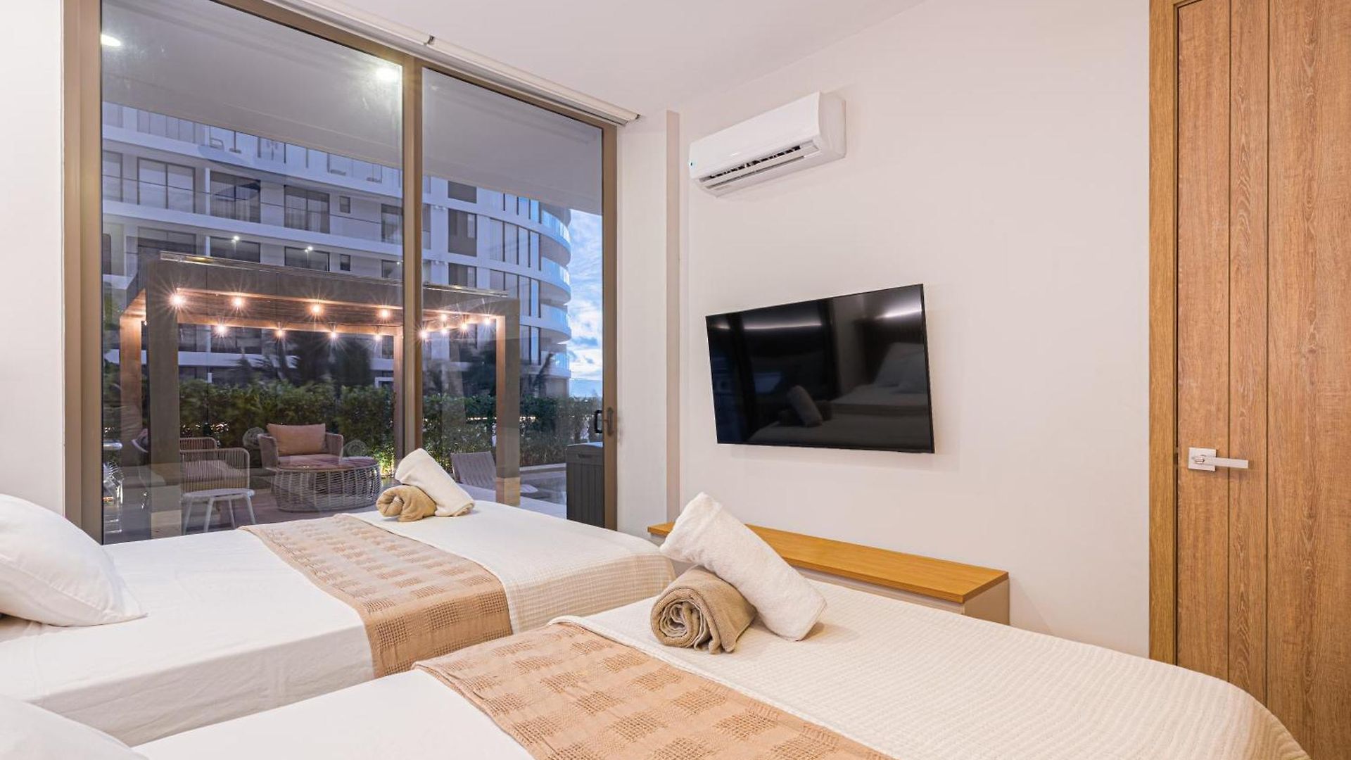 Deluxe En Morroseos Con Piscina Privada Y Salida A La Playa Apartment